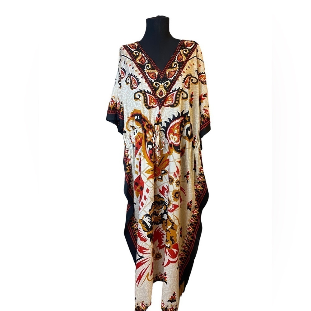 Vintage Carol’s Collection Off-White Red Design Maxi Tunic Kaftan Caftan